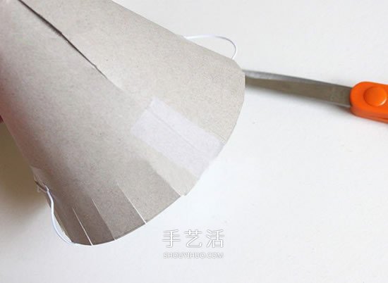 蛋糕盤廢物利用 手工制作萬圣節(jié)女巫帽的方法 -  rpnrmr.com