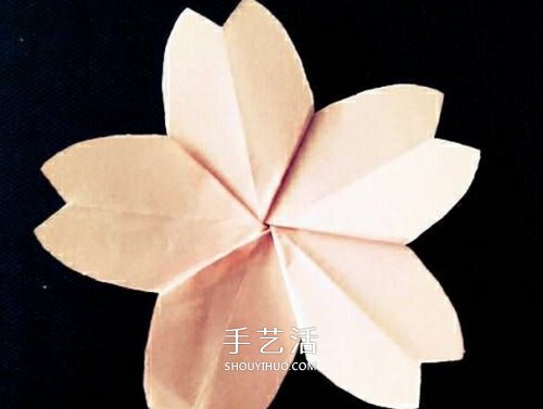 折櫻花的簡單方法圖解 先剪紙花再折疊櫻花 -  rpnrmr.com