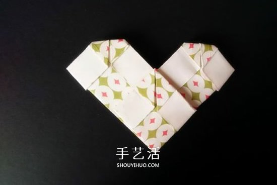 簡單格子愛心怎么折 格紋桃心的折疊方法圖解 -  rpnrmr.com