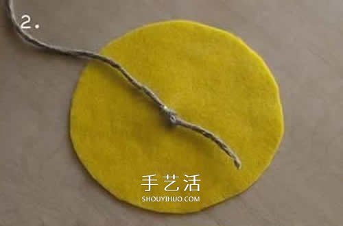不織布繡球的做法圖片 自制新年繡球掛飾圖解 -  rpnrmr.com