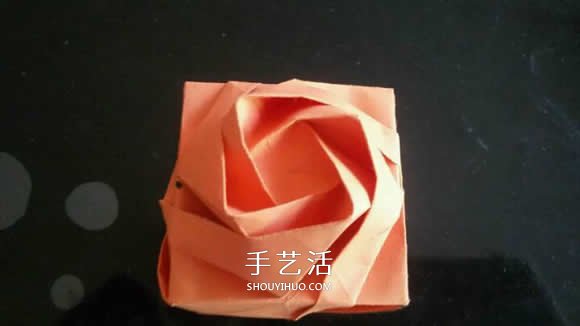 玫瑰紙盒的折法圖解 情人節(jié)玫瑰禮品盒折紙 -  rpnrmr.com