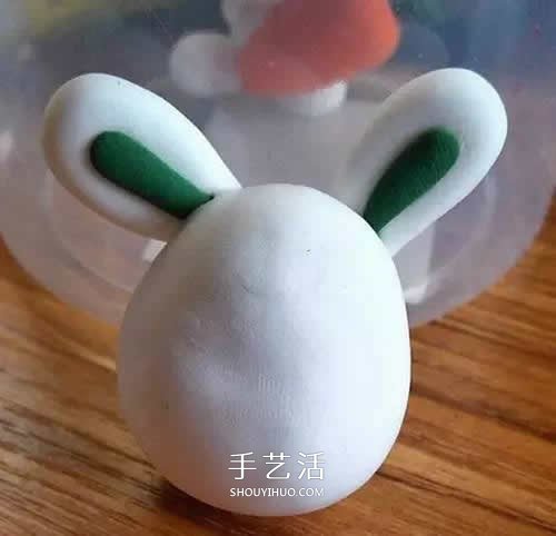 抱胡蘿卜的小白兔超輕粘土手工制作圖解 -  rpnrmr.com