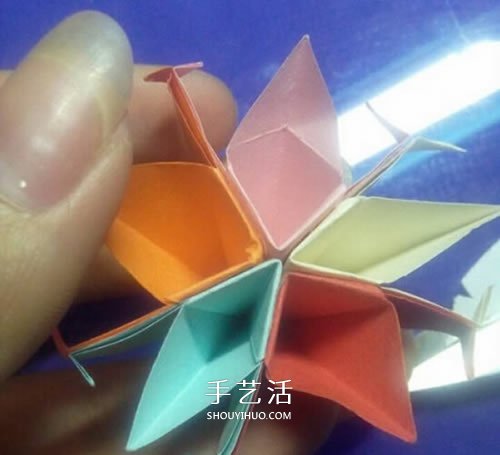 五張紙折紙花的教程 組合式五瓣花怎么折圖解 -  rpnrmr.com