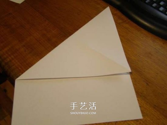 飛得更快更遠(yuǎn)！ 簡(jiǎn)單紙飛機(jī)的折紙方法圖解 -  rpnrmr.com