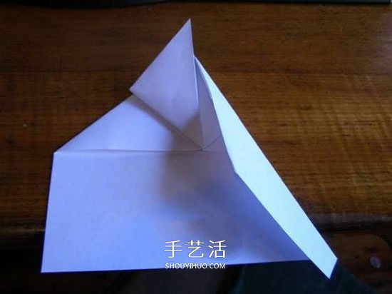 飛得更快更遠(yuǎn)！ 簡(jiǎn)單紙飛機(jī)的折紙方法圖解 -  rpnrmr.com