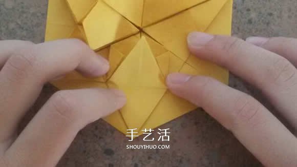 漂亮紙花的折法 手工折紙六角星花的步驟圖解 -  rpnrmr.com