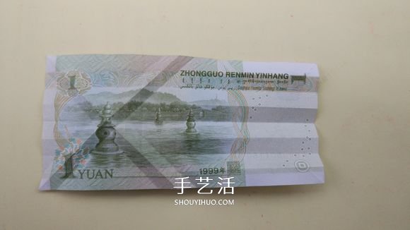 紙幣折心花怒放的方法 情人節(jié)愛心玫瑰花折法 -  rpnrmr.com