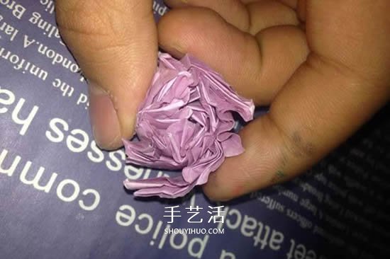 齒輪玫瑰的折紙方法 長(zhǎng)條紙折紙玫瑰花圖解 -  rpnrmr.com