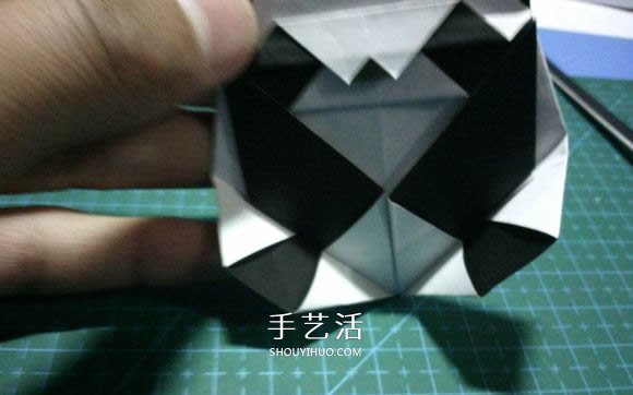 折一只國寶出來！可愛大熊貓的折紙方法圖解 -  rpnrmr.com