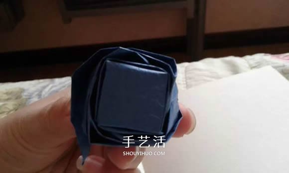 折紙玫瑰花教程 漂亮貝利爾玫瑰的折法步驟 -  rpnrmr.com