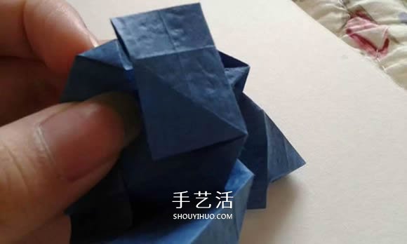 折紙玫瑰花教程 漂亮貝利爾玫瑰的折法步驟 -  rpnrmr.com
