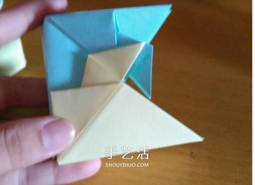 風(fēng)車盒子怎么折圖解教程 方形風(fēng)車禮盒的折法 -  rpnrmr.com