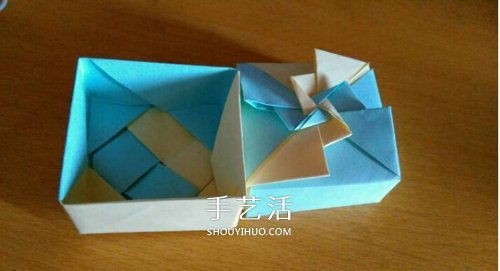 風(fēng)車盒子怎么折圖解教程 方形風(fēng)車禮盒的折法 -  rpnrmr.com
