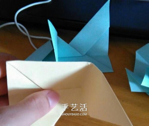 風(fēng)車盒子怎么折圖解教程 方形風(fēng)車禮盒的折法 -  rpnrmr.com