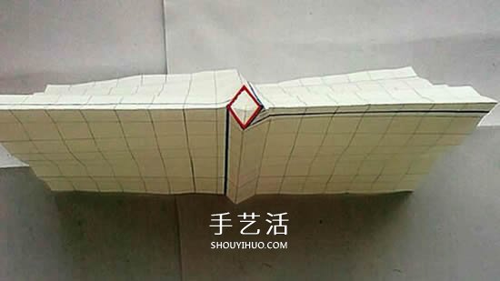 情人節(jié)前練練手 美麗紙玫瑰花的折疊步驟圖 -  rpnrmr.com