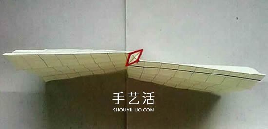 情人節(jié)前練練手 美麗紙玫瑰花的折疊步驟圖 -  rpnrmr.com
