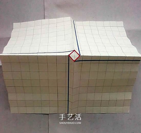 情人節(jié)前練練手 美麗紙玫瑰花的折疊步驟圖 -  rpnrmr.com