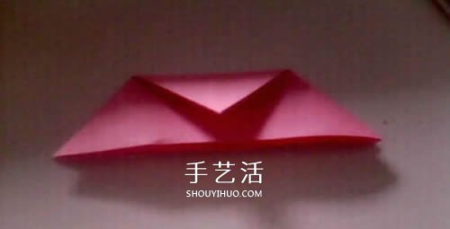 簡(jiǎn)單紙玫瑰花的折法 像是還未完全綻放的結(jié)構(gòu) -  rpnrmr.com