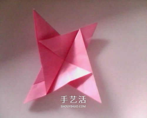 簡(jiǎn)單紙玫瑰花的折法 像是還未完全綻放的結(jié)構(gòu) -  rpnrmr.com