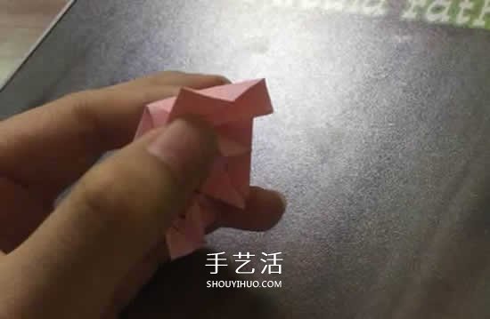 便簽紙折花的教程 迷你玫瑰花手工折紙圖解 -  rpnrmr.com