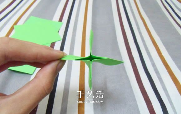 手工折紙花托的教程 可以完美搭配川崎玫瑰 -  rpnrmr.com