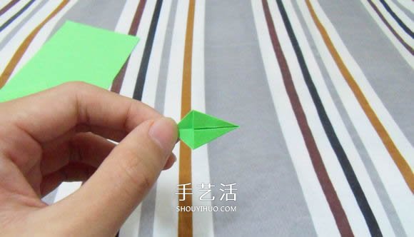 手工折紙花托的教程 可以完美搭配川崎玫瑰 -  rpnrmr.com