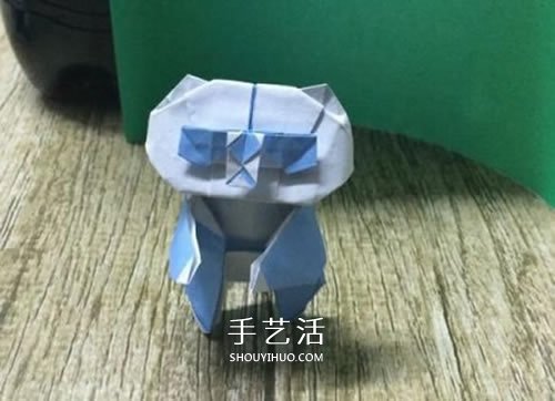 折紙站立大熊貓的圖解教程 可愛的卡通形象 -  rpnrmr.com