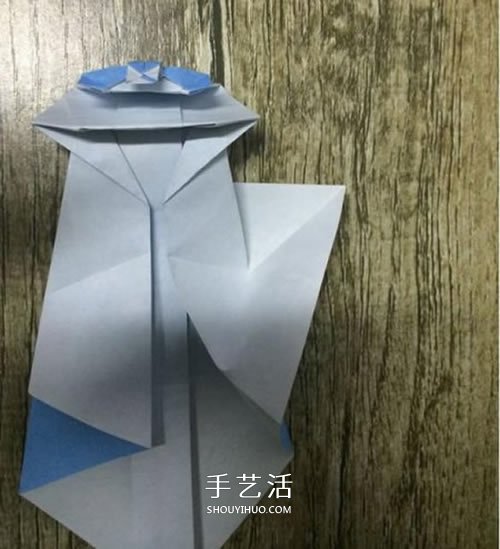 折紙站立大熊貓的圖解教程 可愛的卡通形象 -  rpnrmr.com