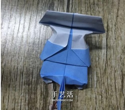 折紙站立大熊貓的圖解教程 可愛的卡通形象 -  rpnrmr.com