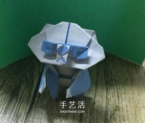 折紙站立大熊貓的圖解教程 可愛的卡通形象 -  rpnrmr.com