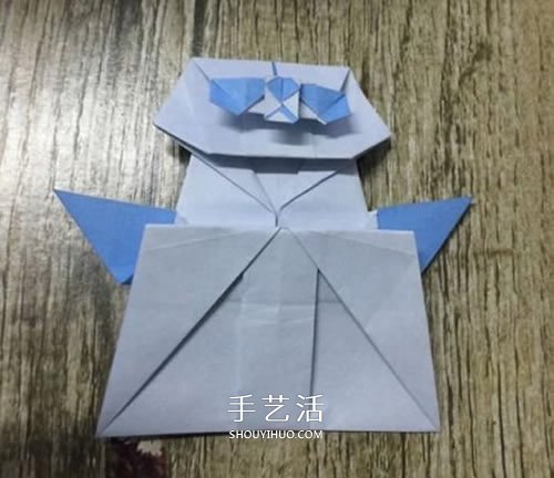 折紙站立大熊貓的圖解教程 可愛的卡通形象 -  rpnrmr.com