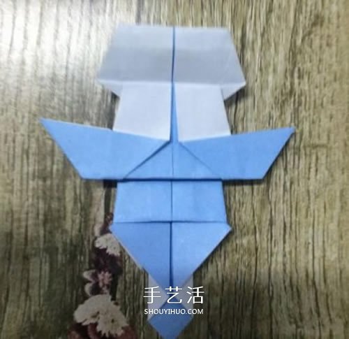 折紙站立大熊貓的圖解教程 可愛的卡通形象 -  rpnrmr.com