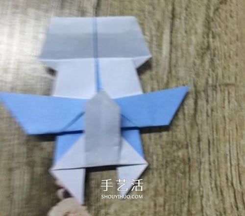 折紙站立大熊貓的圖解教程 可愛的卡通形象 -  rpnrmr.com