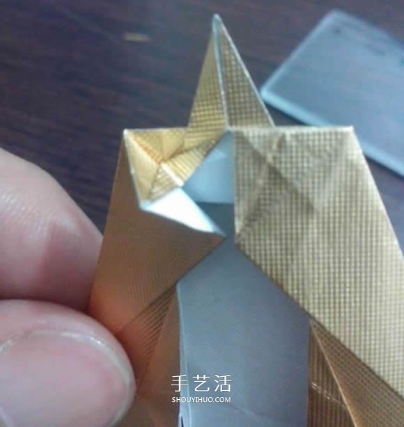 煙盒紙廢物利用 手工折紙立體貓頭鷹圖解步驟 -  rpnrmr.com