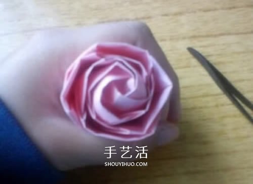 AP玫瑰折紙方法圖解 漂亮花型玫瑰怎么折圖解 -  rpnrmr.com