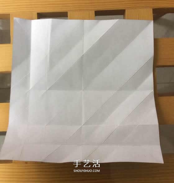 爬行大熊貓的折紙步驟圖解 憨態(tài)可掬很可愛~ -  rpnrmr.com