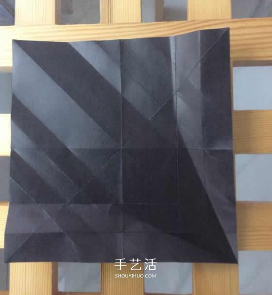 爬行大熊貓的折紙步驟圖解 憨態(tài)可掬很可愛~ -  rpnrmr.com