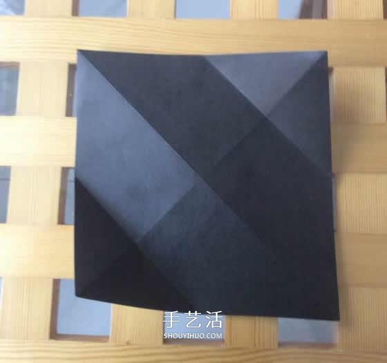 爬行大熊貓的折紙步驟圖解 憨態(tài)可掬很可愛~ -  rpnrmr.com