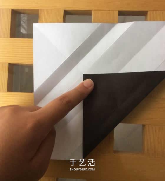 爬行大熊貓的折紙步驟圖解 憨態(tài)可掬很可愛~ -  rpnrmr.com