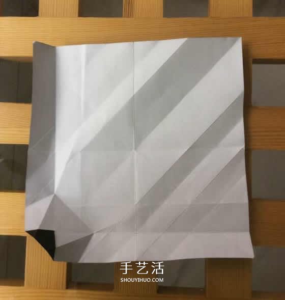 爬行大熊貓的折紙步驟圖解 憨態(tài)可掬很可愛~ -  rpnrmr.com