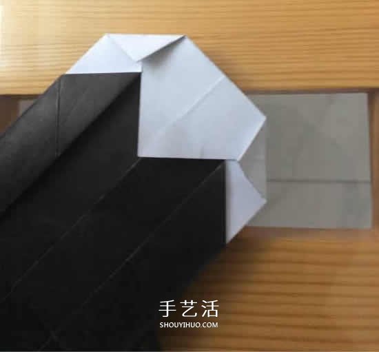 爬行大熊貓的折紙步驟圖解 憨態(tài)可掬很可愛~ -  rpnrmr.com