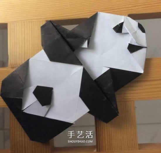 爬行大熊貓的折紙步驟圖解 憨態(tài)可掬很可愛~ -  rpnrmr.com