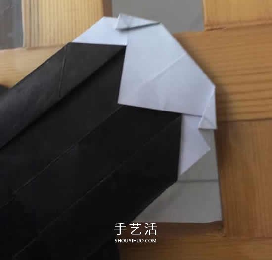 爬行大熊貓的折紙步驟圖解 憨態(tài)可掬很可愛~ -  rpnrmr.com