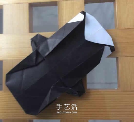 爬行大熊貓的折紙步驟圖解 憨態(tài)可掬很可愛~ -  rpnrmr.com