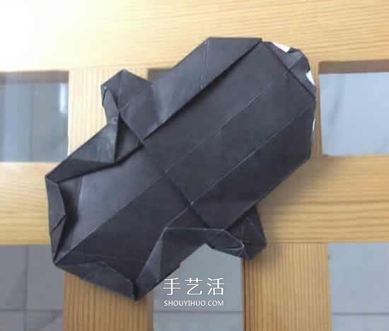爬行大熊貓的折紙步驟圖解 憨態(tài)可掬很可愛~ -  rpnrmr.com
