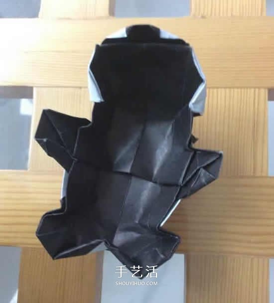 爬行大熊貓的折紙步驟圖解 憨態(tài)可掬很可愛~ -  rpnrmr.com
