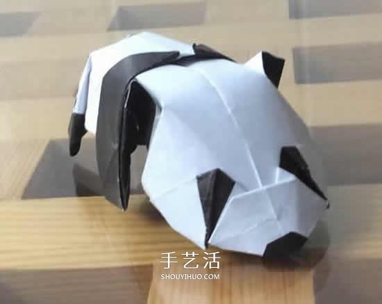 爬行大熊貓的折紙步驟圖解 憨態(tài)可掬很可愛~ -  rpnrmr.com