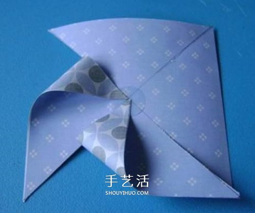 最簡單紙風(fēng)車的折法圖解 可愛的兒童胸花DIY -  rpnrmr.com