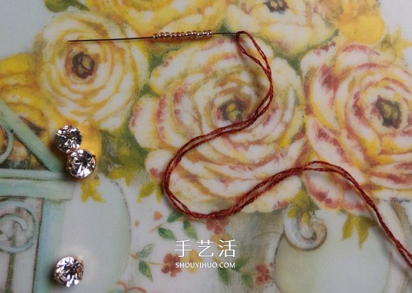普通發(fā)圈改造教程 DIY好看串珠發(fā)圈的方法 -  rpnrmr.com