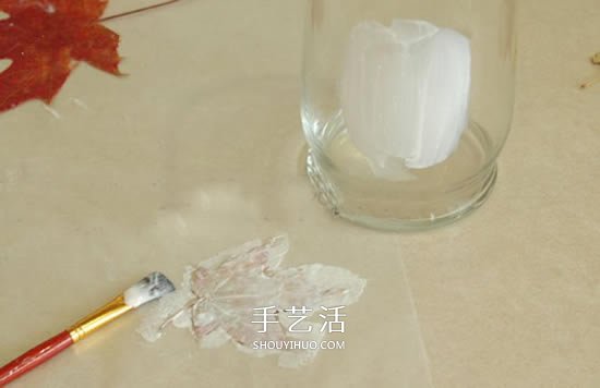 夢幻玻璃瓶燈籠DIY 把落葉貼到玻璃瓶上做成 -  rpnrmr.com